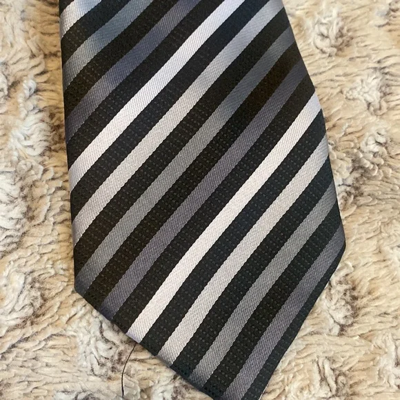 Giorgio Armani Set of 3 Striped 100% Silk Ties Handmade in Italy Like New - Picture 9 of 12